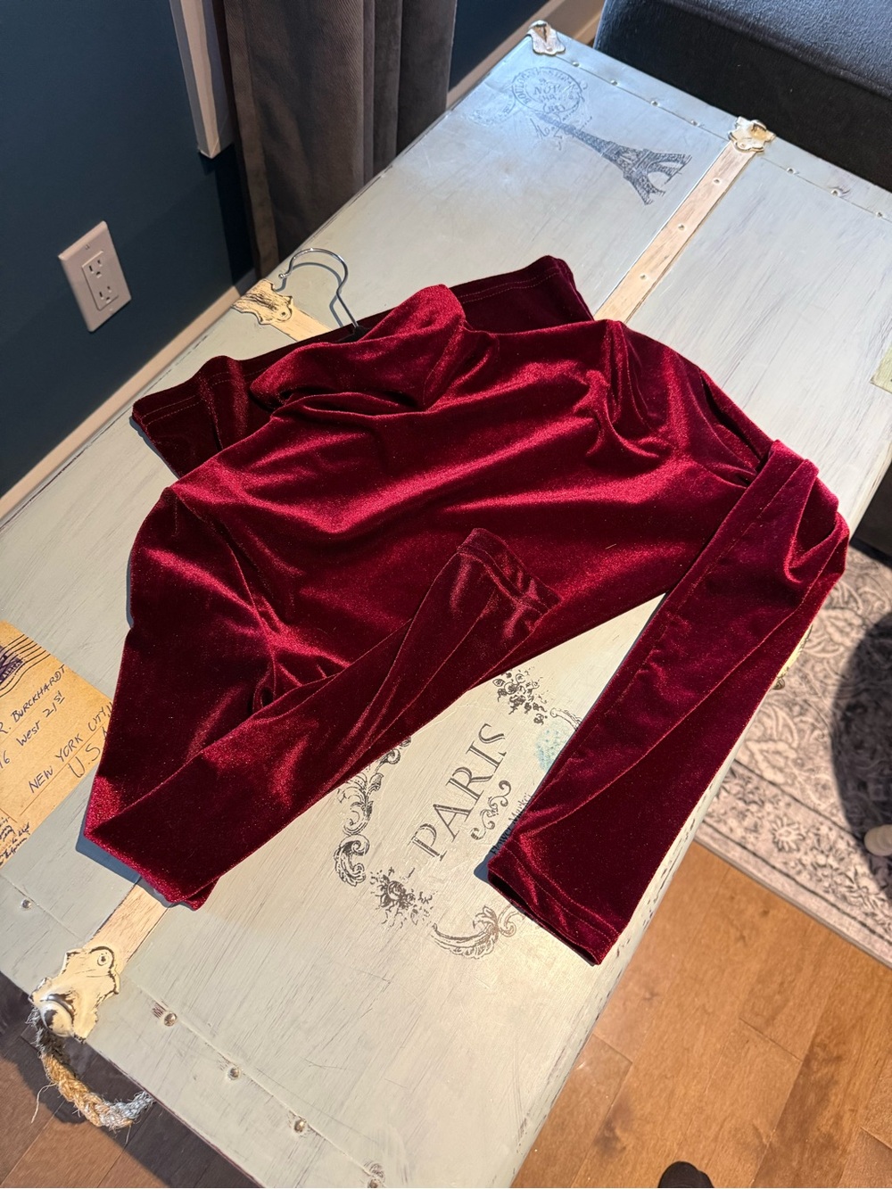 SHEIN Burgundy Velvet Long Sleeve Mock Neck Top - Picture 2 of 2